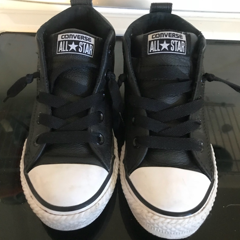 Boys Converse size 1